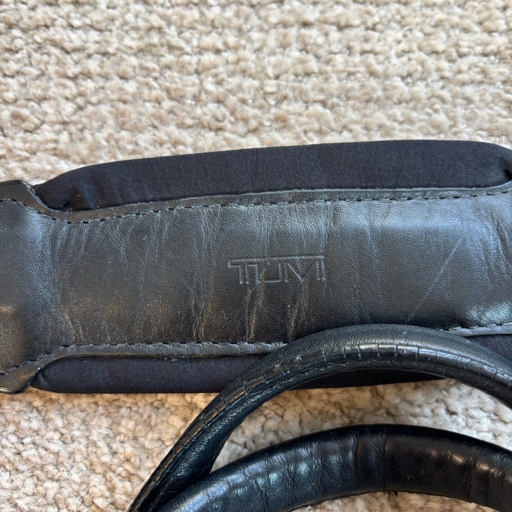 Tumi Black Alpha Expandable Briefcase - Picture 2 of 7